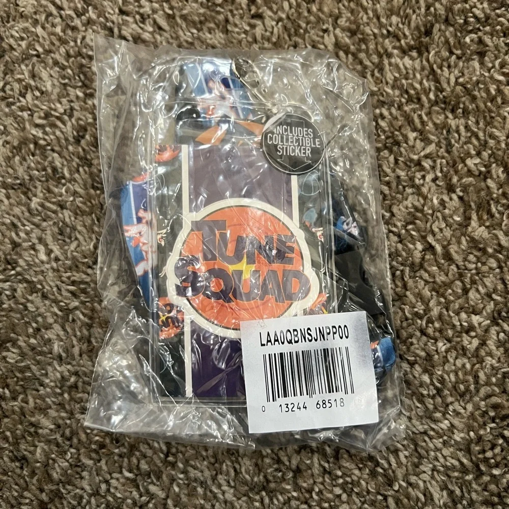 NEW SPACE JAM TUNE SQUAD JERSEY ID BADGE HOLDER BREAKAWAY LANYARD